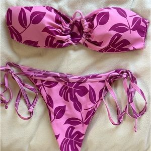 Hawaiian print bikini